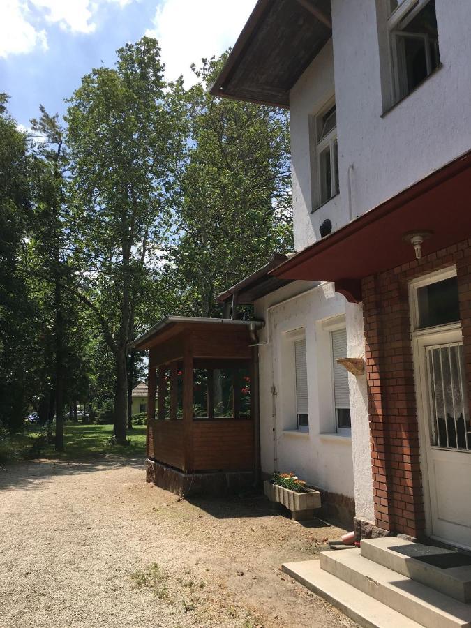 Honved N4. Apartman Balatonlelle Zewnętrze zdjęcie